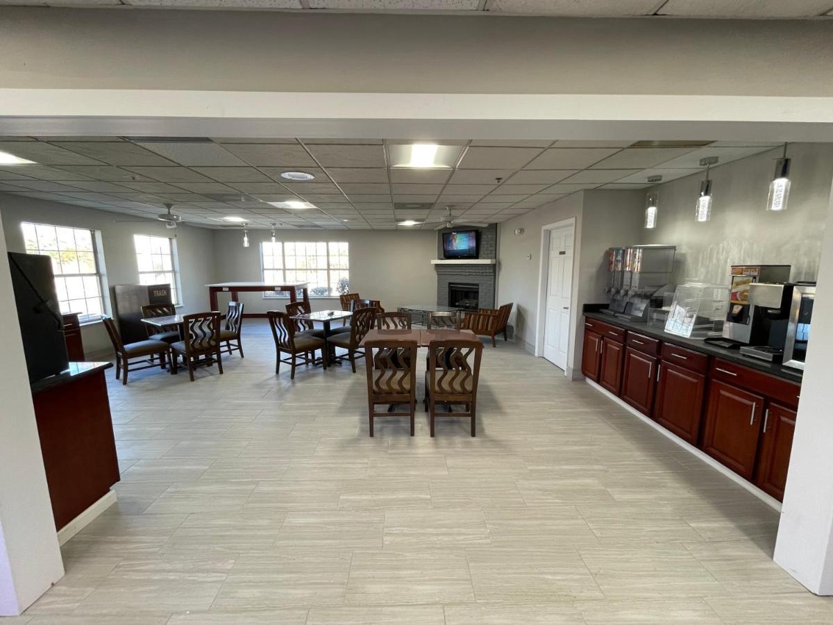 Baymont By Wyndham Adairsville Exterior foto